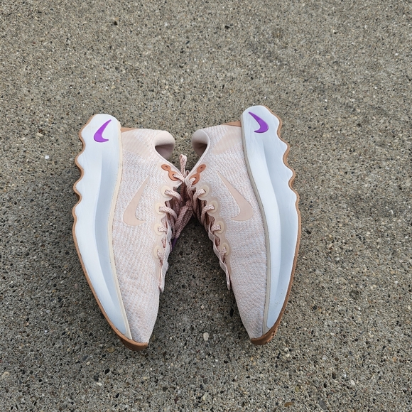 Nike Motiva - Picture 15 of 17